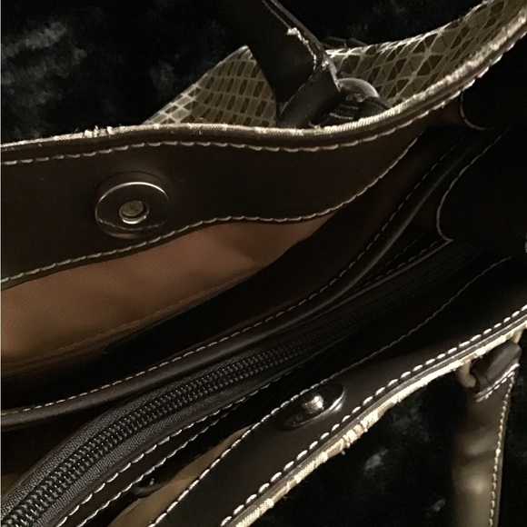 NINE & COMPANY BAG - Picture 8 of 16